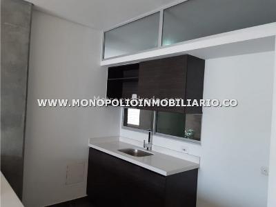 Apartamento de 2 alcobas en arriendo en Loma De Los Parra, Medellín, 113 m² · foto 11 de 18