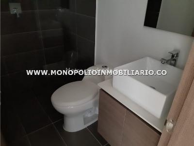 Apartamento de 2 alcobas en arriendo en Loma De Los Parra, Medellín, 113 m² · foto 18 de 18