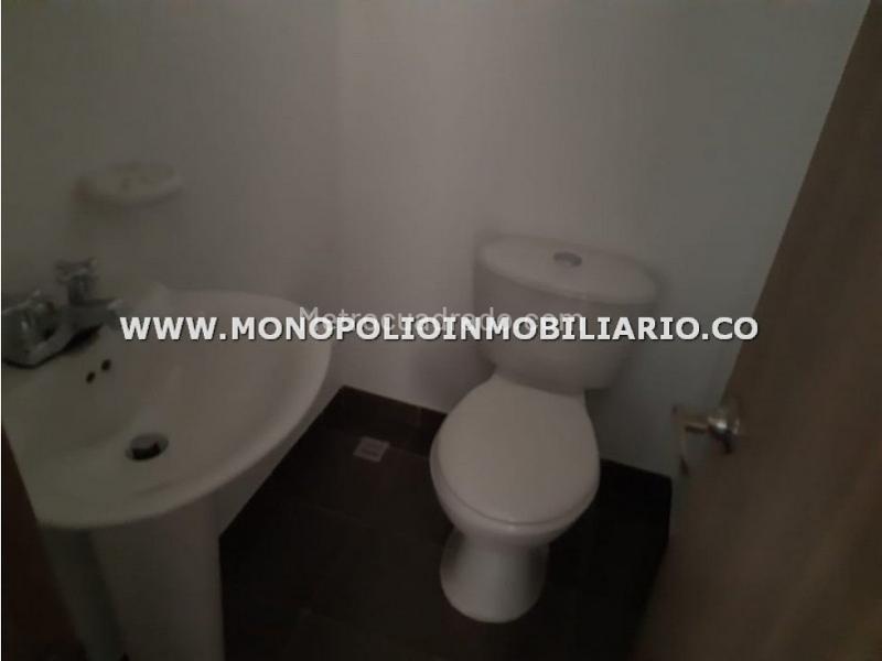 2BR Apartment with Balcony and 3 Baths in Loma de los Parra - 3