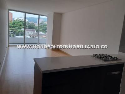 Apartamento de 2 alcobas en arriendo en Loma De Los Parra, Medellín, 113 m² · foto 4 de 18