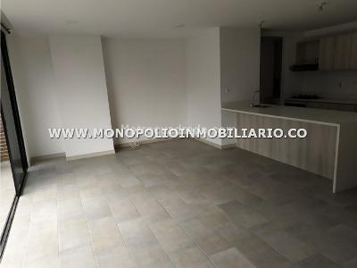 Apartamento de 1 alcoba en arriendo en Villa Carlota, Medellín, 60 m² · foto 3 de 17
