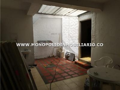 Casa de 4 alcobas en arriendo en Manila, Medellín, 230 m² · foto 16 de 18
