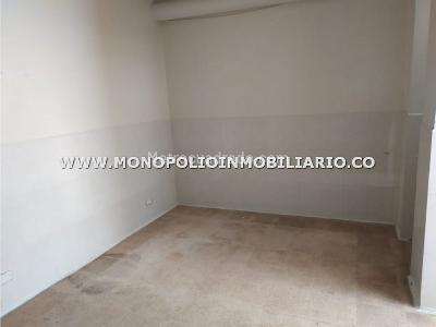 Casa de 4 alcobas en arriendo en Manila, Medellín, 230 m² · foto 8 de 18