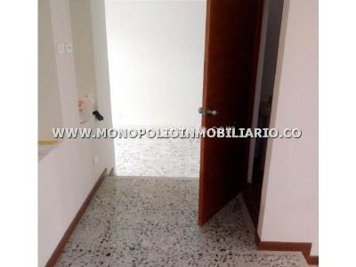 Casa de 4 alcobas en arriendo en Conquistadores, Medellín, 224 m² · foto 15 de 20