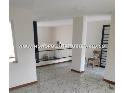 Casa de 4 alcobas en arriendo en Conquistadores, Medellín, 224 m² · foto 20 de 20