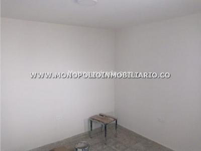 Casa de 4 alcobas en arriendo en Conquistadores, Medellín, 224 m² · foto 4 de 20