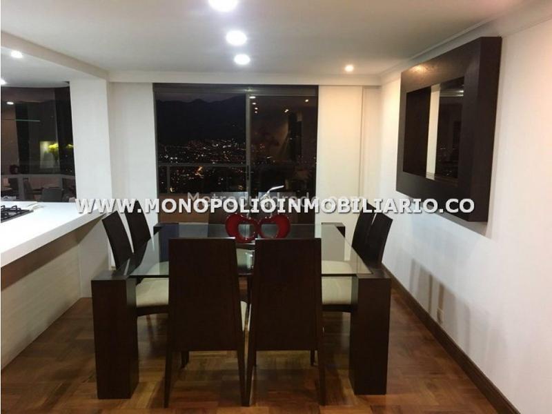 Luxury 3BR Apartment with 4 Baths in La Calera, El Poblado (250 m²) - 2
