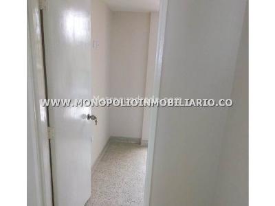 Casa de 4 alcobas en arriendo en Conquistadores, Medellín, 224 m² · foto 16 de 20