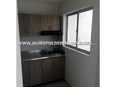 Casa de 4 alcobas en arriendo en Conquistadores, Medellín, 224 m² · foto 9 de 20