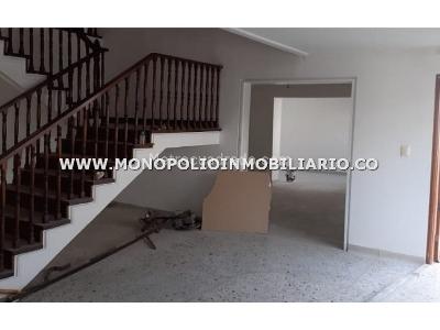 Casa de 5 alcobas en arriendo en Astorga, Medellín, 450 m² · foto 11 de 16