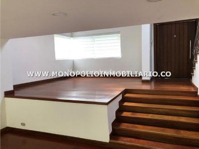 Casa de 3 alcobas en arriendo en Las Lomas, Medellín, 380 m² · foto 3 de 15