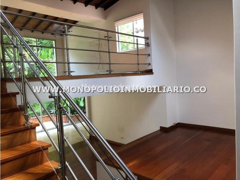 Casa de Lujo de 3 Alcobas en Las Lomas - 4