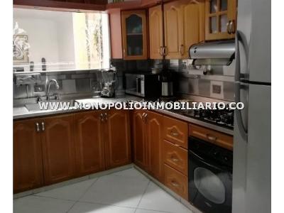 Casa de 3 alcobas en venta en Niquia, Bello, 152 m² · foto 11 de 12