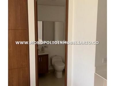 Apartamento en venta en Loma De Los Gonzalez, Medellín · foto 3 de 14