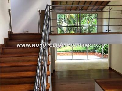 Casa de 3 alcobas en venta en Las Lomas, Medellín, 38 m² · foto 11 de 15