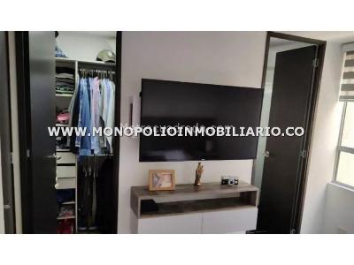 Apartamento de 2 alcobas en venta en Los Colores, Medellín, 72 m² · foto 9 de 11