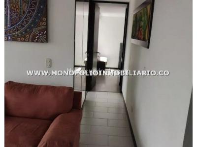 Apartamento de 2 alcobas en venta en Los Colores, Medellín, 68 m² · foto 2 de 10