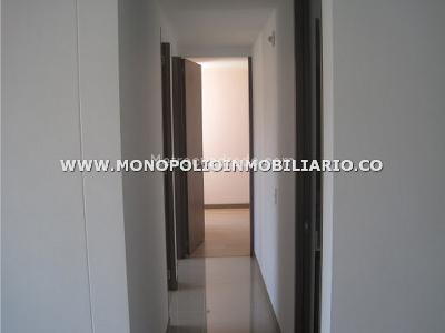 Apartamento de 3 alcobas en venta en Mayorca, Sabaneta, 60 m² · foto 9 de 15