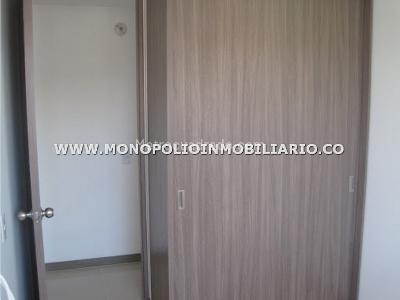 Apartamento de 3 alcobas en venta en Mayorca, Sabaneta, 60 m² · foto 12 de 15