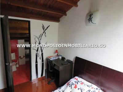 Apartamento en venta en Buenos Aires, Medellín · foto 2 de 15