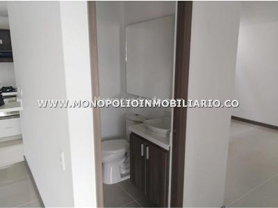 Apartamento de 3 alcobas en venta en La Doctora, Sabaneta, 115 m² · foto 4 de 12