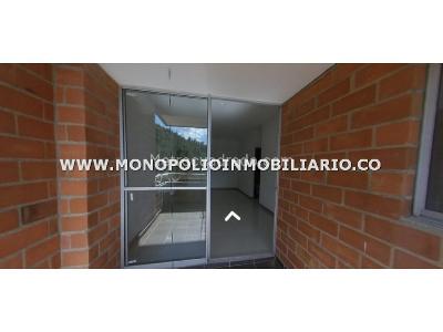 Apartamento de 3 alcobas en venta en La Navarra, Bello, 89 m² · foto 9 de 13