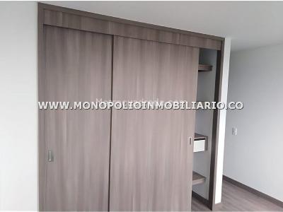 Apartamento de 3 alcobas en venta en La Doctora, Sabaneta, 115 m² · foto 6 de 12