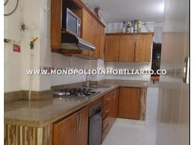 Casa de 4 alcobas en venta en Uribe Angel, Envigado, 127 m² · foto 16 de 18