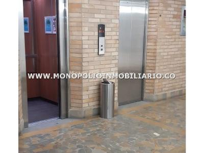 Apartamento de 2 alcobas en venta en Loma Linda, Sabaneta, 78 m² · foto 13 de 20