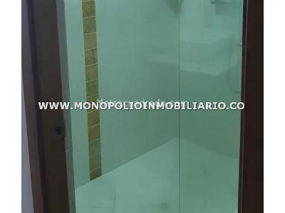 Apartamento de 2 alcobas en venta en Loma Linda, Sabaneta, 78 m² · foto 20 de 20