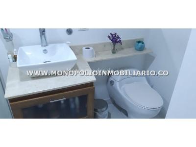 Apartamento de 2 alcobas en venta en Loma Linda, Sabaneta, 78 m² · foto 2 de 20