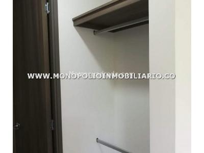 Apartamento de 2 alcobas en venta en La Florida, Sabaneta, 66 m² · foto 4 de 17