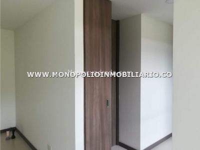 Apartamento de 2 alcobas en venta en La Florida, Sabaneta, 66 m² · foto 6 de 17