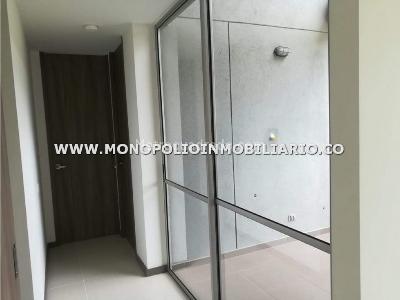 Apartamento de 2 alcobas en venta en La Florida, Sabaneta, 66 m² · foto 8 de 17