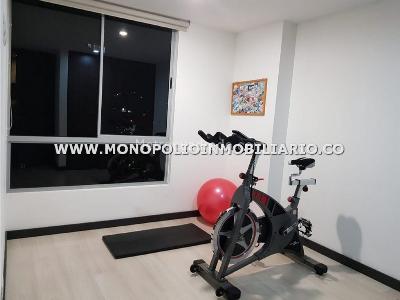 Apartamento de 3 alcobas en venta en Loma De Las Brujas, Envigado, 109 m² · foto 13 de 18