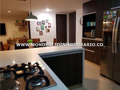 Apartamento de 3 alcobas en venta en Loma De Las Brujas, Envigado, 109 m² · foto 16 de 18