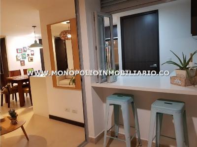 Apartamento de 3 alcobas en venta en Loma De Las Brujas, Envigado, 109 m² · foto 8 de 18