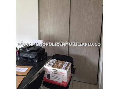 Apartamento de 3 alcobas en venta en Tres Esquinas, Sabaneta, 62 m² · foto 11 de 16