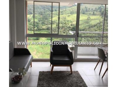 Apartamento de 3 alcobas en venta en Tres Esquinas, Sabaneta, 62 m² · foto 2 de 16