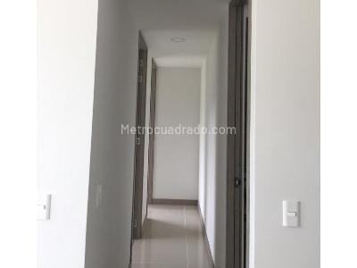 Apartamento de 2 alcobas en venta en Tres Esquinas, Sabaneta, 57 m² · foto 16 de 17