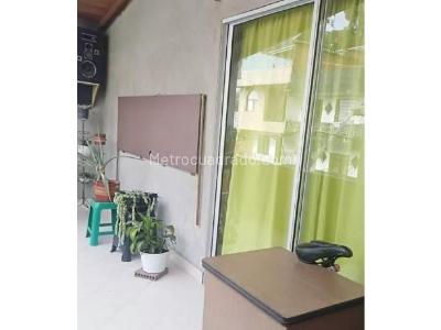 Casa de 3 alcobas en venta en Manrique, Medellín, 117 m² · foto 4 de 12