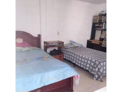 Casa de 3 alcobas en venta en Manrique, Medellín, 117 m² · foto 5 de 12