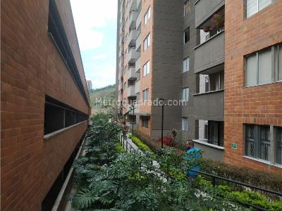 Apartamento de 3 alcobas en venta en Santa Ana, Bello, 67 m² · foto 10 de 16