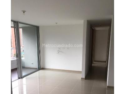 Apartamento de 3 alcobas en venta en La Navarra, Bello, 88 m² · foto 2 de 9