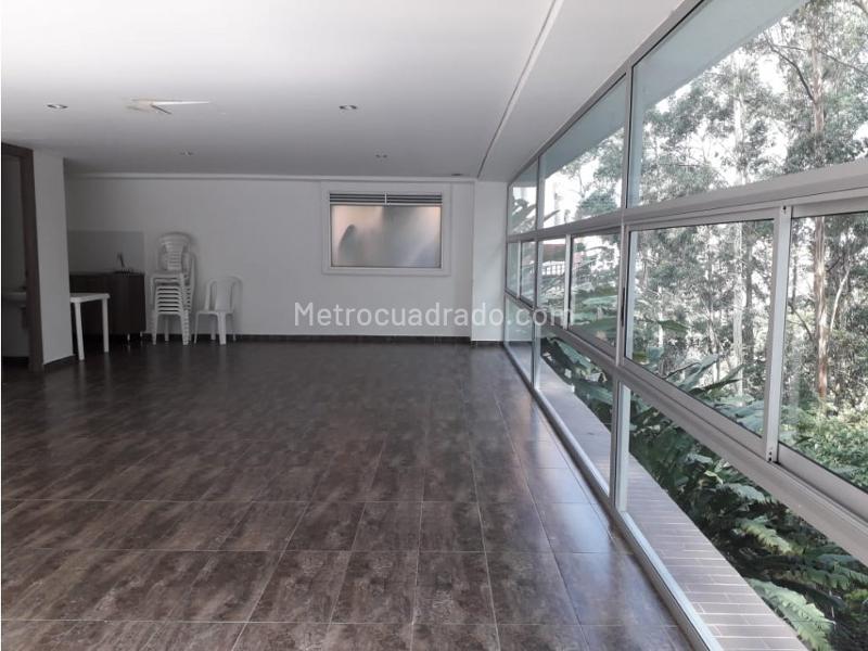 3BR Apartment in El Esmeraldal (95 m²)