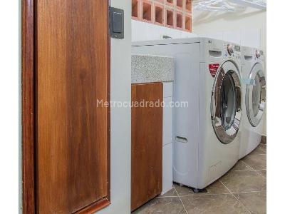 Apartamento de 3 alcobas en arriendo en Las Lomas, Medellín, 150 m² · foto 7 de 10