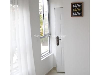 Apartamento de 1 alcoba en arriendo en Los Alpes, Medellín, 43 m² · foto 2 de 15