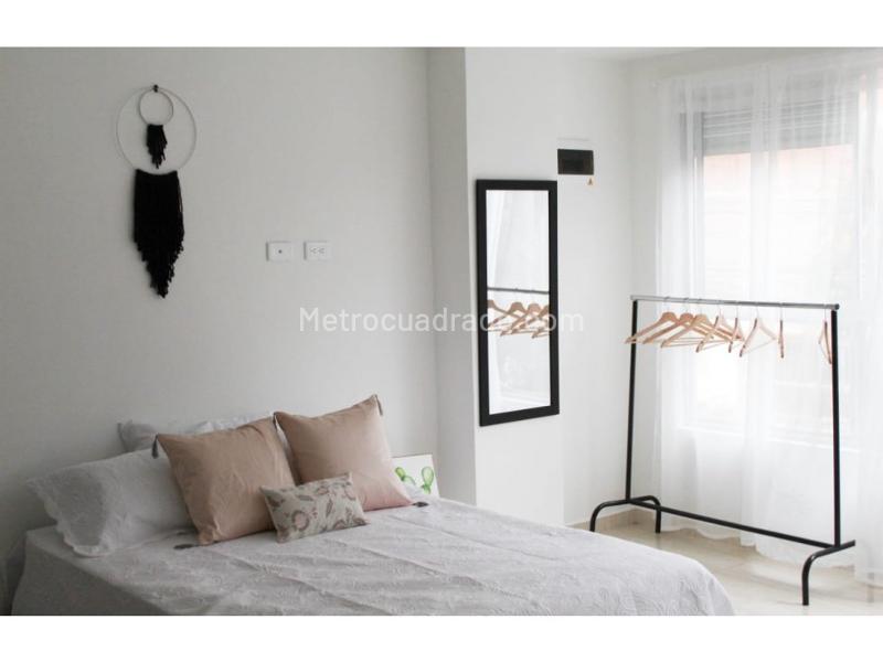 Loft Amoblado Ideal de 1 Alcoba en Los Alpes - 8