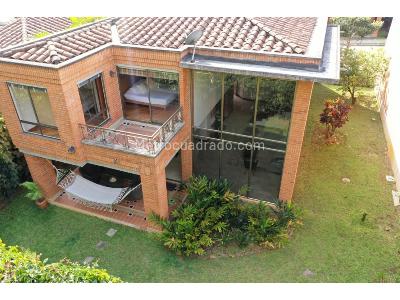 Casa en arriendo en El Tesoro, Medellín · foto 19 de 20