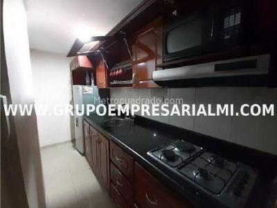 Apartamento de 2 alcobas en arriendo en Estadio, Medellín, 60 m² · foto 2 de 16